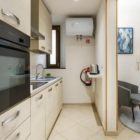 Modern Minimalist Loft With Terrace And Parking Casa de Férias